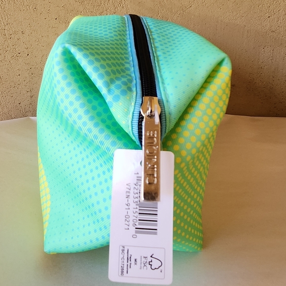 Clinique Green and Yellow Cosmetic Bag - Picture 2 of 6